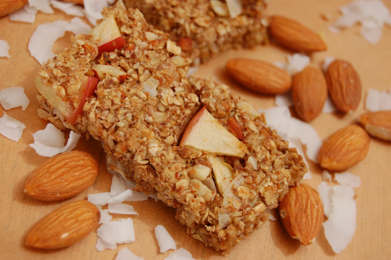 Homemade Apple Almond Granola Bars