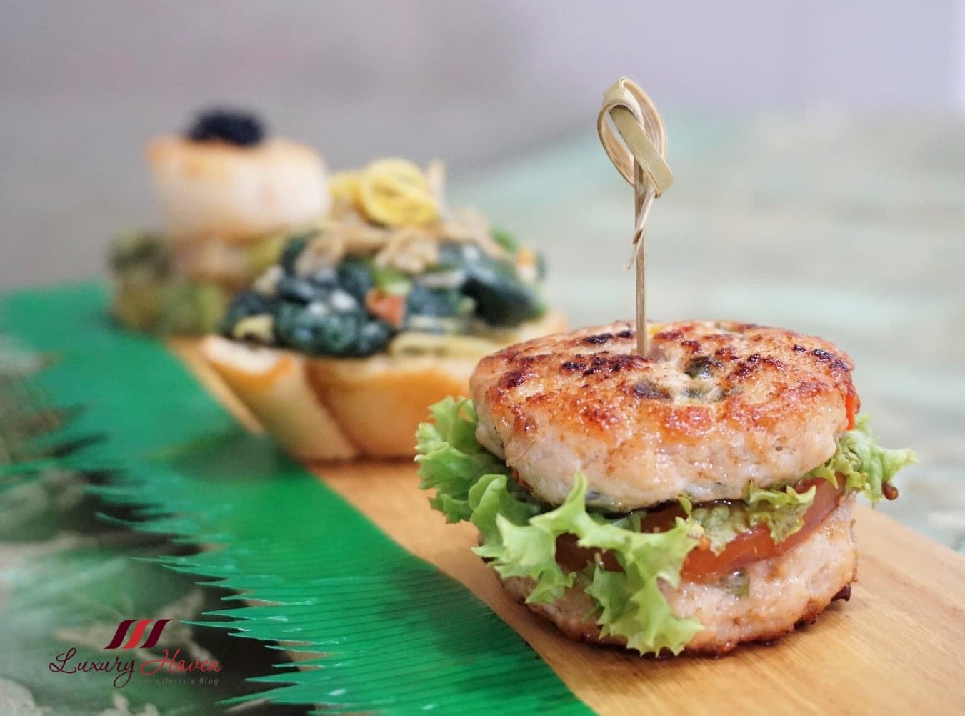 Healthy Mini Chicken Burgers
