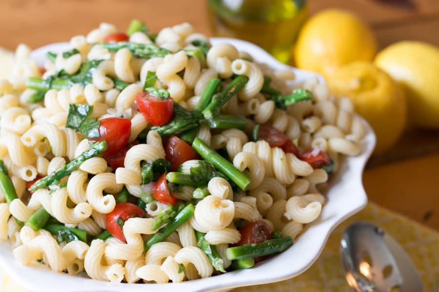  Lemon Basil Pasta Salad with Asparagus & Tomato