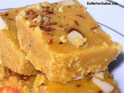 Magas / Besan Burfi (chick pea flour Burfi/ barfi)