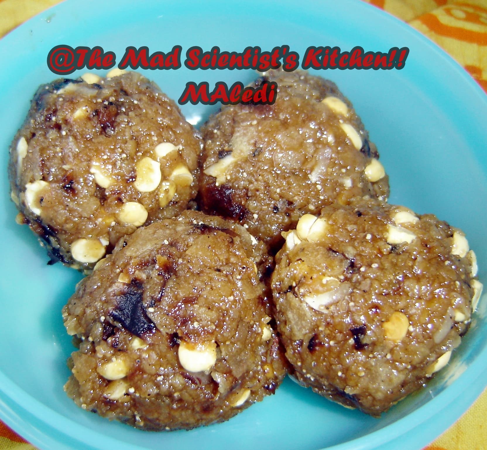 MAledi--Chapatti Ladoo