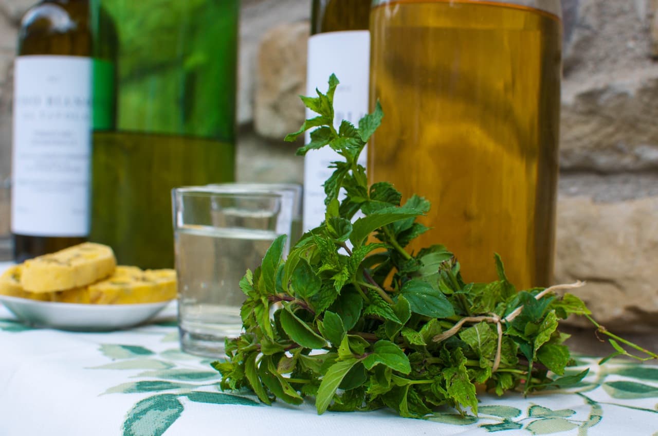 Mint Infused White Wine Syrup 