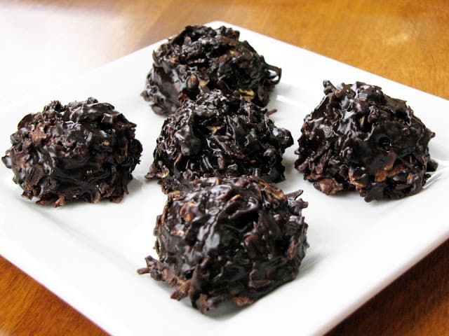 Xocai Oatmeal Dark Chocolate No-Bake Cookies