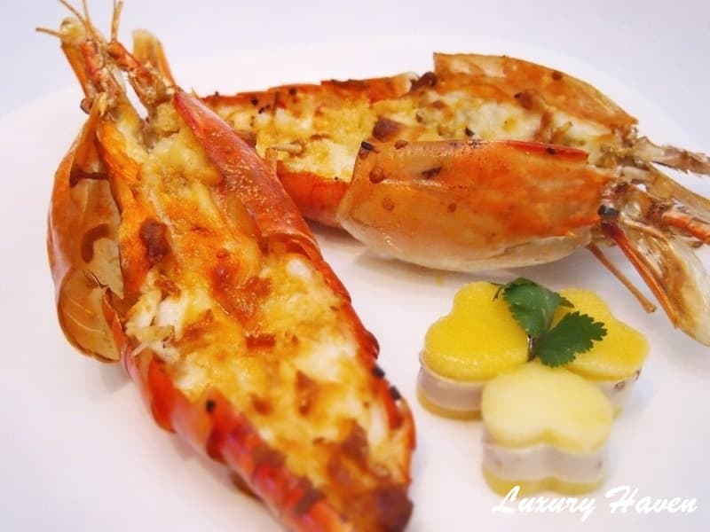 Enticing Baked Cheesy Jumbo River Prawns