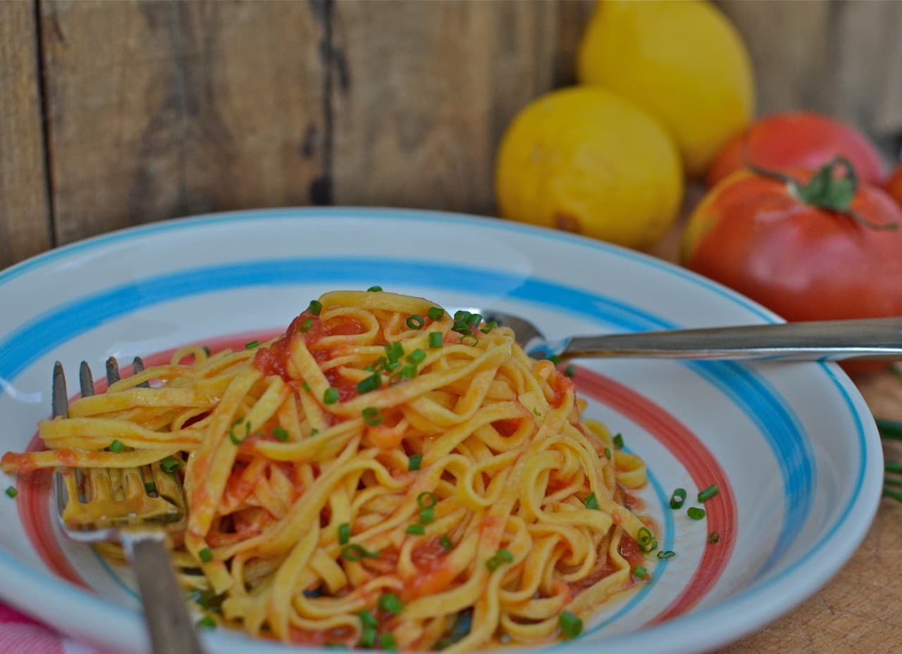 Pasta with Raw Tomato & Lemon Infused Olive Oil