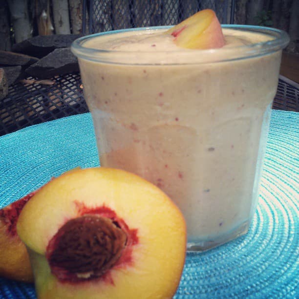 Healthy Peach Crisp Smoothie
