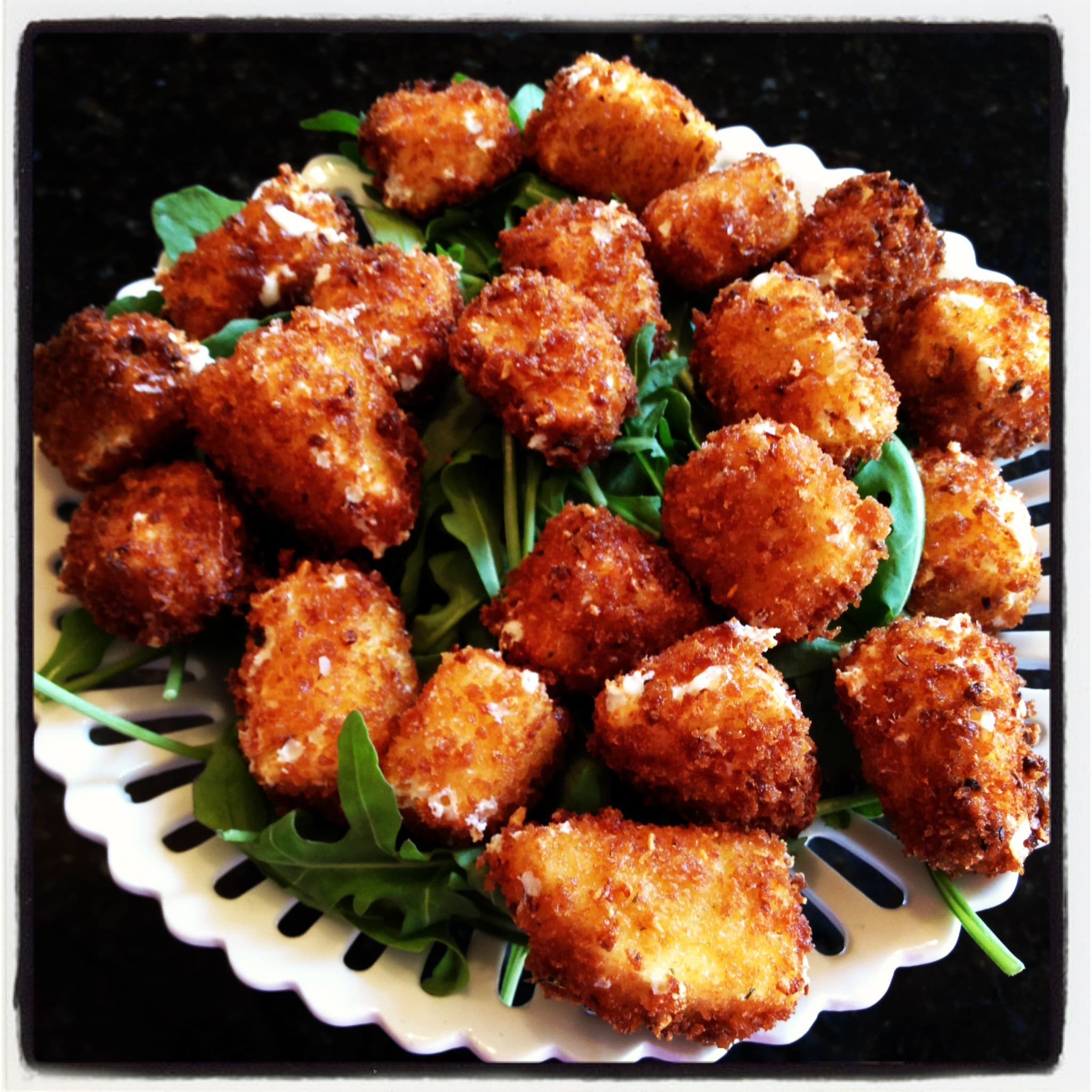 Snack Time :: Fried Fresh Mozzarella Bites