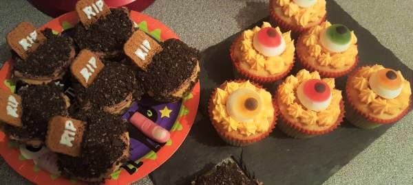Ghoulish Gravestone Cupcakes