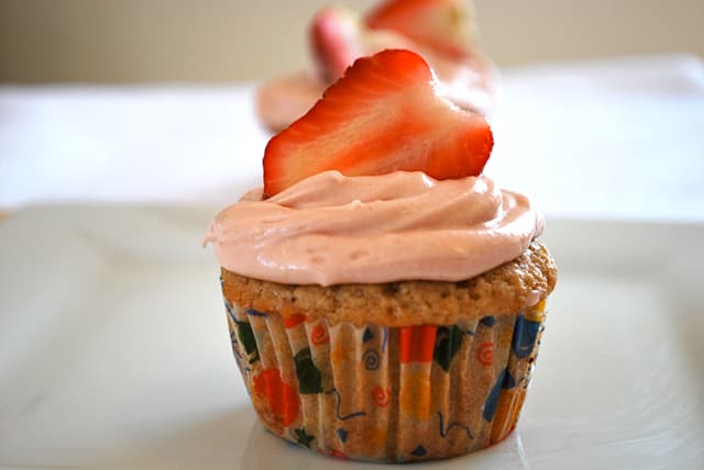 Vegan Strawberry Cupcakes