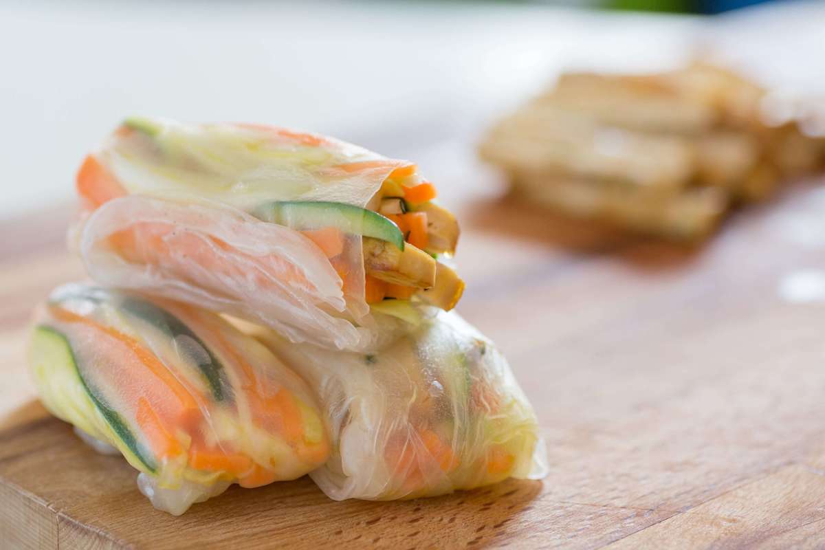 Vietnamese Summer Rolls with Crispy Tofu