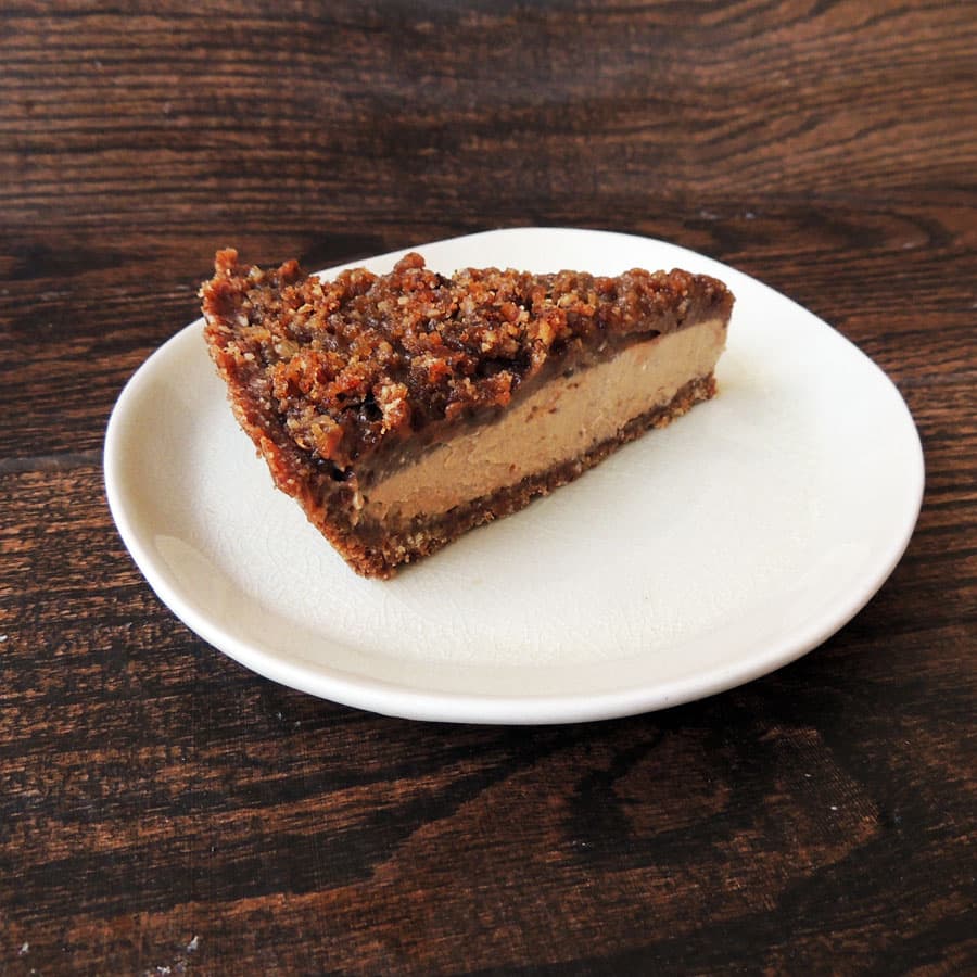 Vegan Peanut Butter Chocolate Cheesecake 