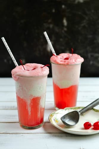 "Dirty Shirley" & Amaretto Ice Cream Floats