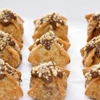 Fried Chocolate Stuffed Wontons