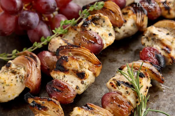 Grilled Herb Chicken Swewers with Grapes and Shallots