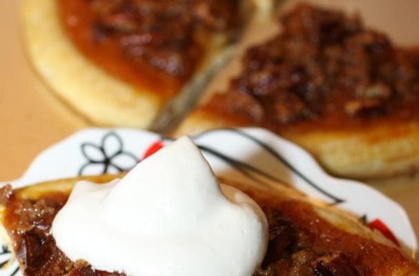 Pecan Pumpkin Pie Dessert Pizza