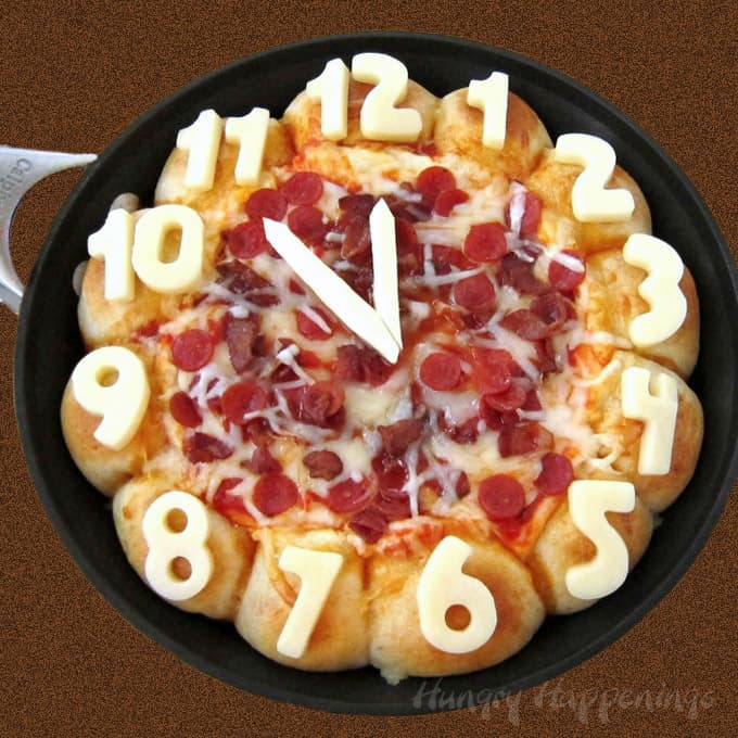 New Year's Eve Countdown Pizza Dip
