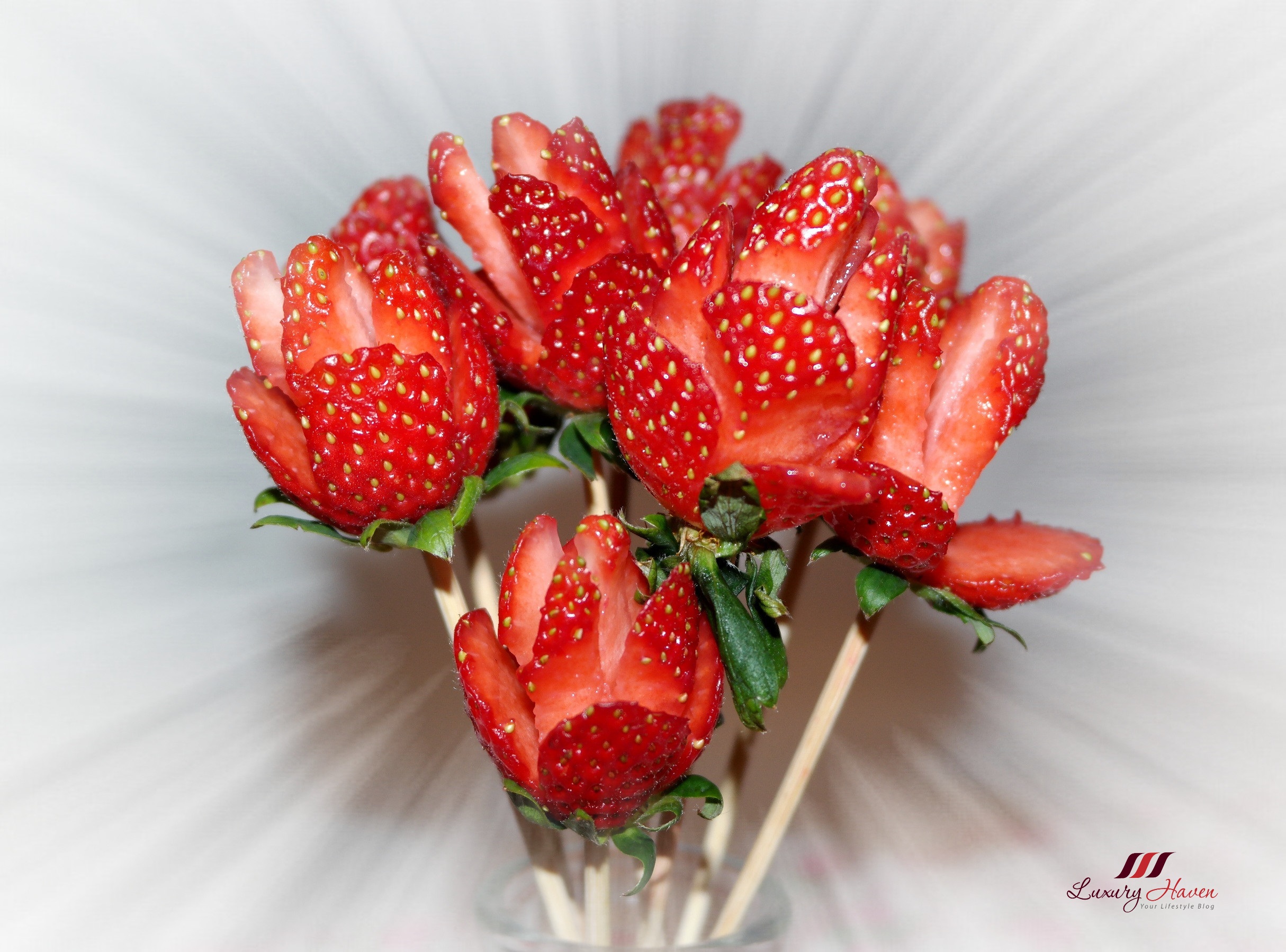 Foodista | Recipes, Cooking Tips, and Food News | Valentine's Day Strawberry Roses Bouquet2429 x 1798