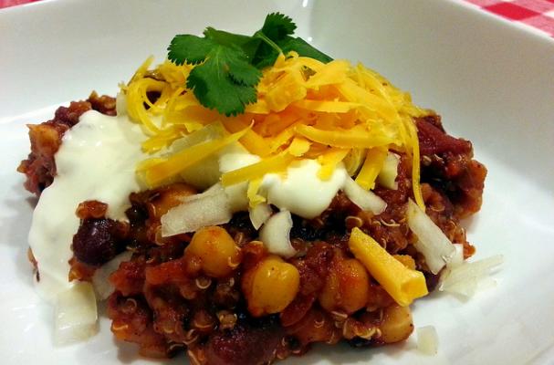 Vegan Chickpea and Quinoa Chili