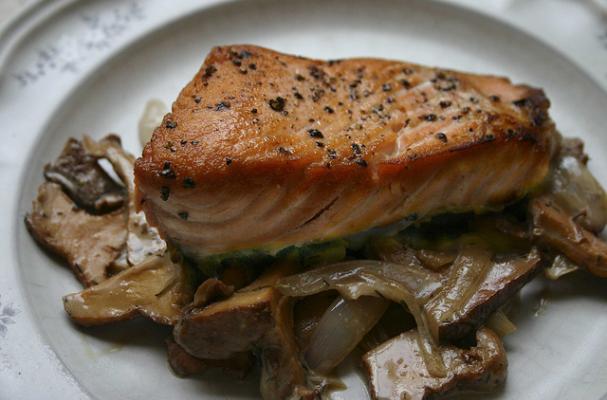 Pan Roasted Salmon with Chanterelle Mushrooms