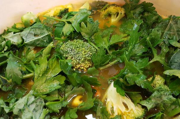 Alkalizing Green Vegetable and Herb Soup Recipe