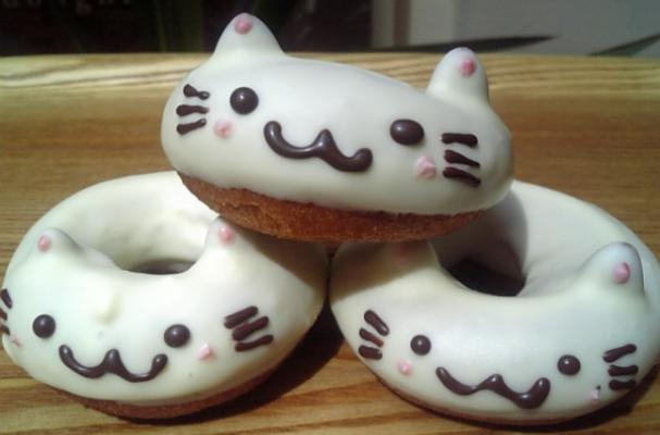 Floresta Cat Doughnuts