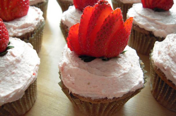 strawberry cupcakes