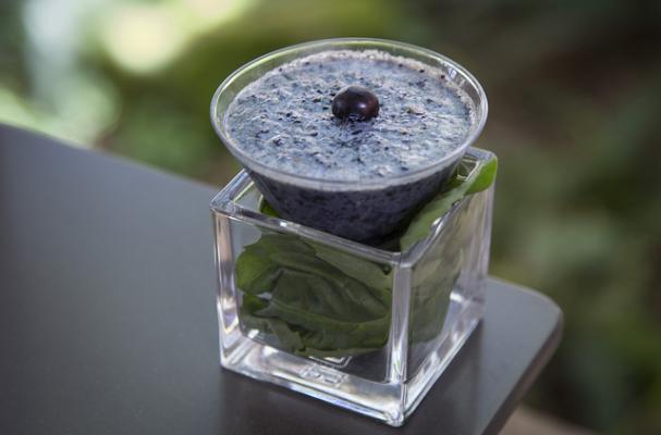 Blueberry, Basil and Almond Milk Smoot