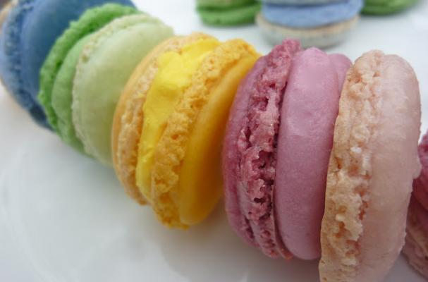 ombre French macarons