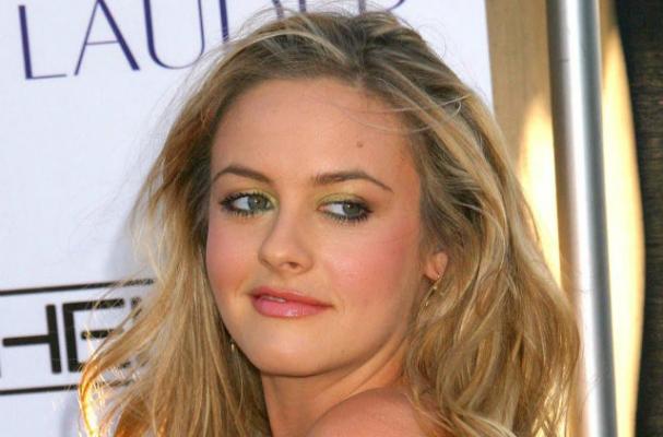 Alicia Silverstone Working on New Cookbook