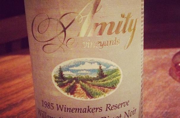 amity vineyards oregon pinot noir