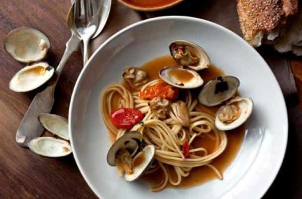 clams and pasta