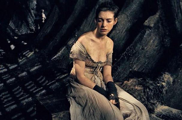 Anne Hathaway was 'Obsessed' with Losing Weight for Les Miserables