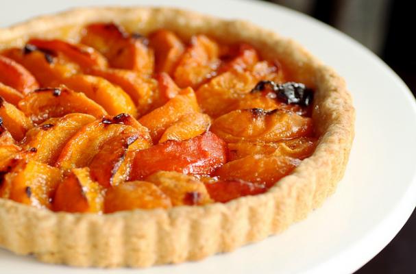 apricot tart