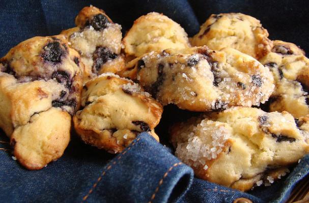 blueberry scones