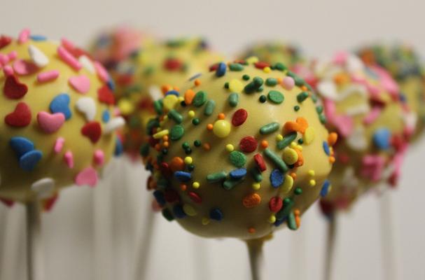 cake pop bouquet