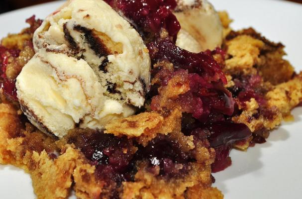 cherry crumble