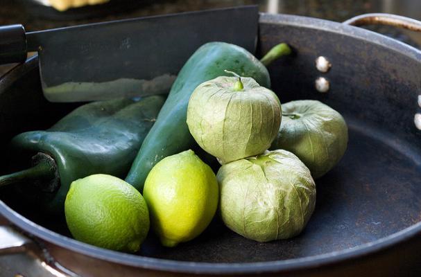 tomatillos chiles lime chili verde