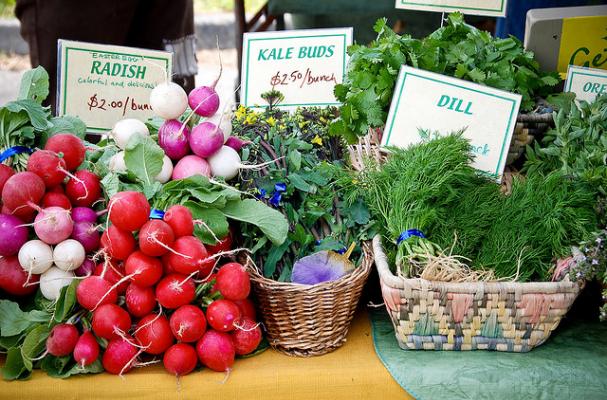 farmers market