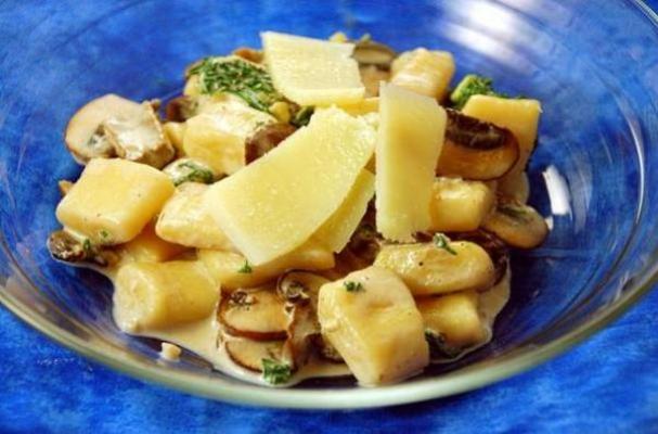  Potato Gnocchi With Kale and Mushrooms In A Goat Cheese Sauce