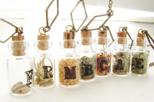 Foodista - Herb and Spice Necklaces are a Flavorful Accessory