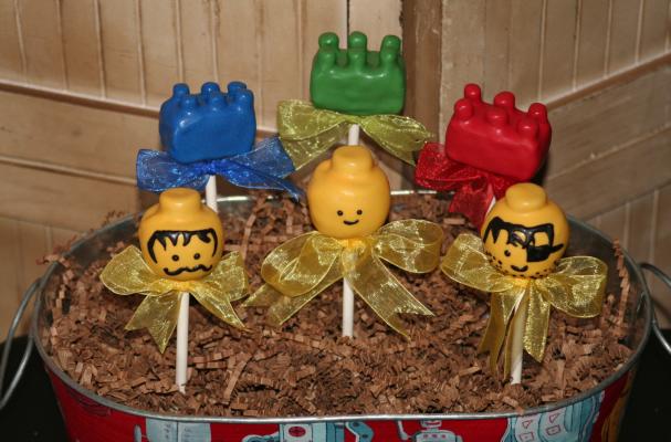 LEGO Cake Pops