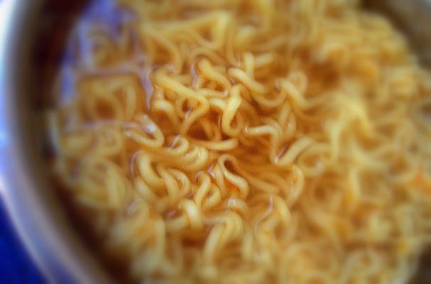 UK Girl Survives on Instant Noodle Diet