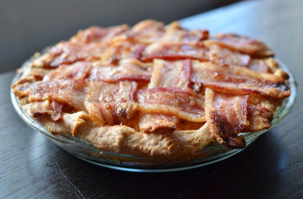 Mac 'n' Cheese Pie With Bacon Lattice