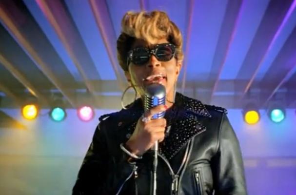 Mary J. Blige Stars in New Burger King Commercial