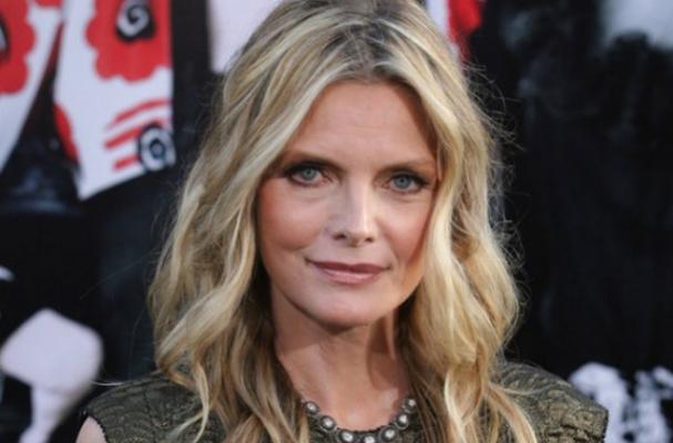 Michelle Pfeiffer Says Her Vegan Diet Keeps Her Looking Young