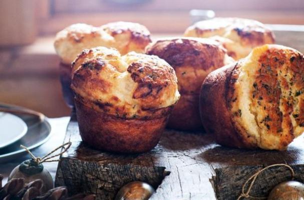 Nutmeg and Black Peppers Popovers