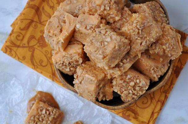 Pumpkin Praline Fudge