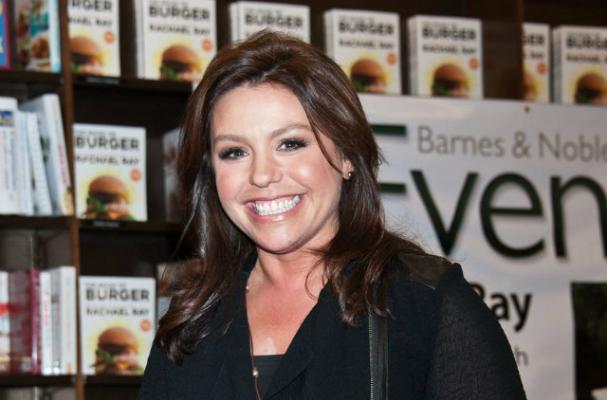 Rachael Ray Wants to Make Burgers for the Obamas
