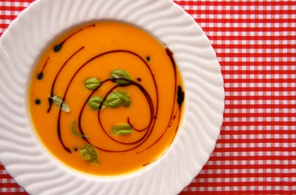 pumpkin soup with rice and sage