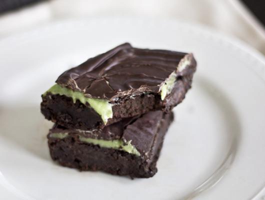 How To Make Healthy Mint Brownies | Recipe